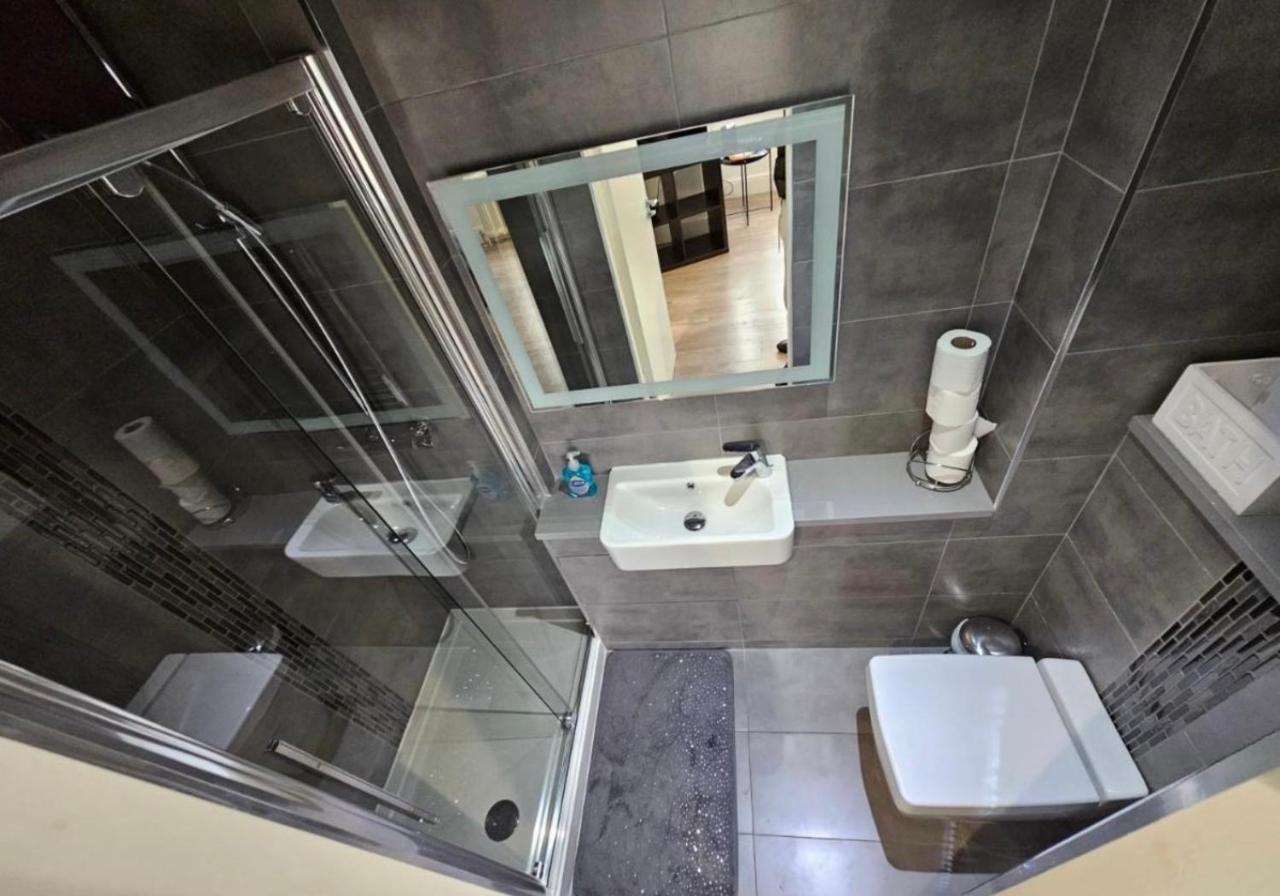 Luxury Double Room With Private Bathroom Edinburgh Luaran gambar